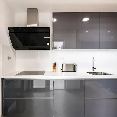 Appartement Coolhouses Lagos, 2 Bed Stylish Flat, Rooftop Shared Pool, Clayheart Lagos